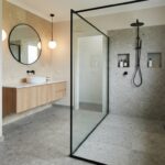 badkamer met inloopdouche